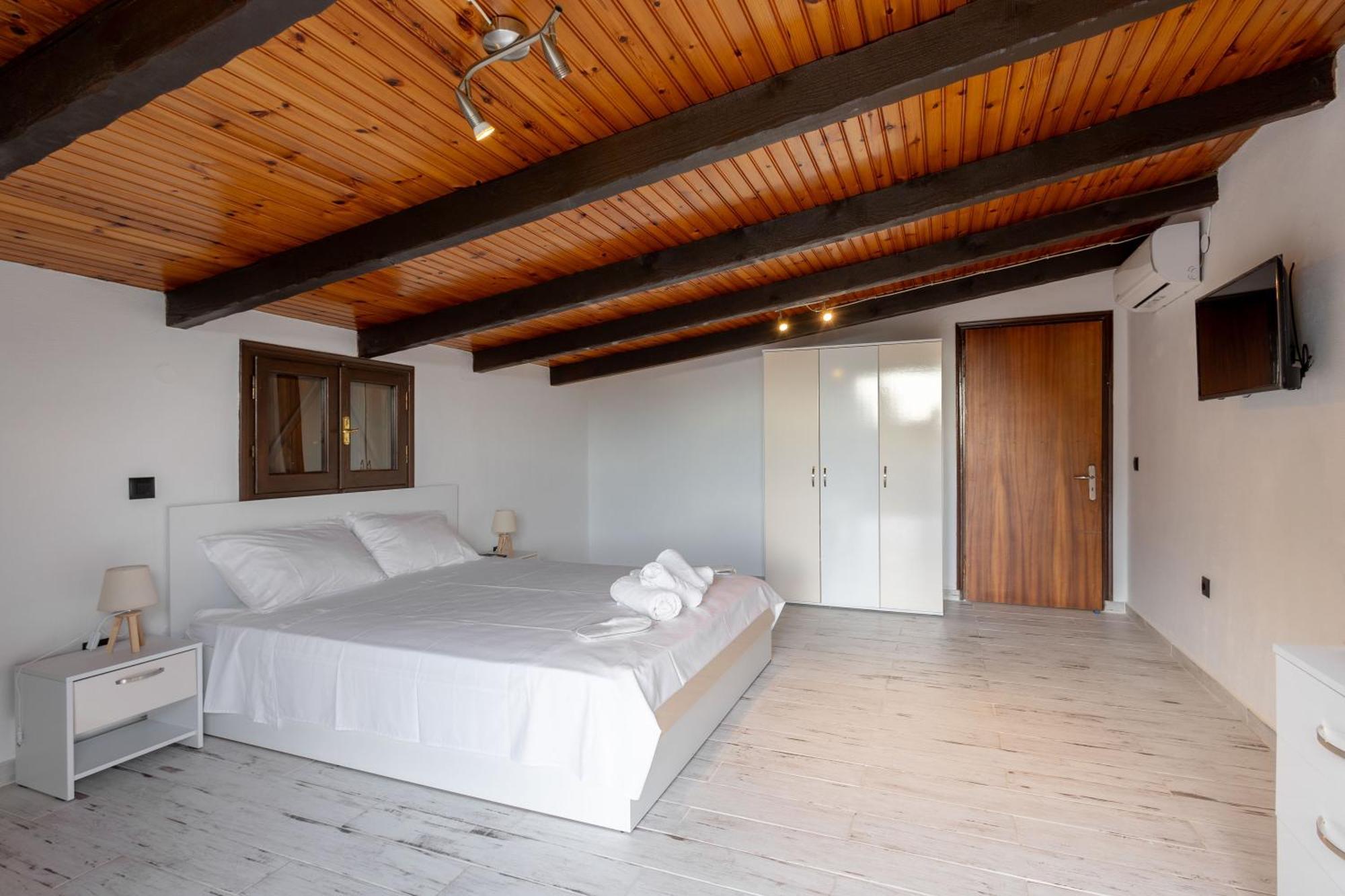 Barbara House Apartment Doukades Luaran gambar